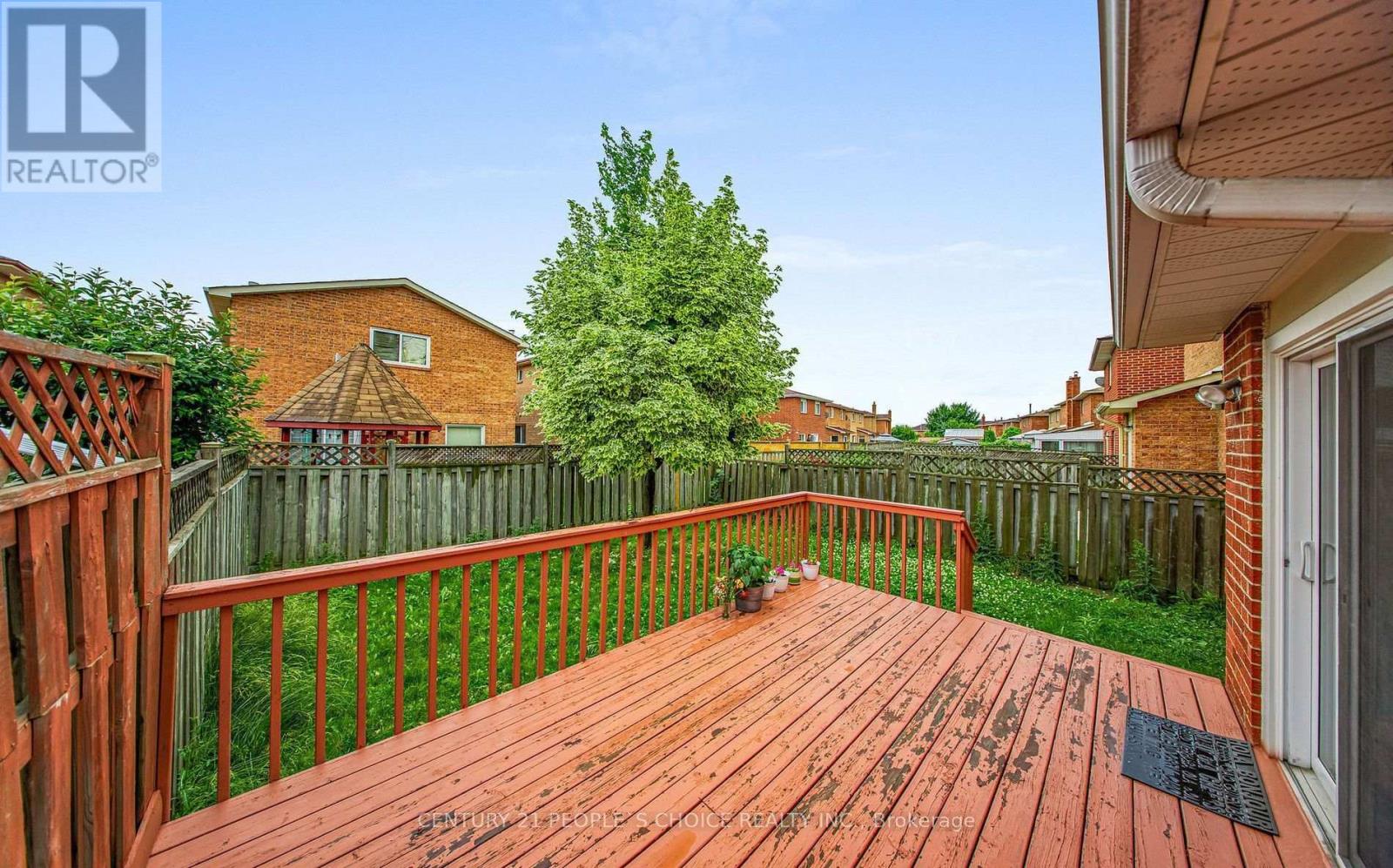 31 Dorking Drive, Brampton (Heart Lake West), Ontario  L6Z 3T9 - Photo 42 - W12441440