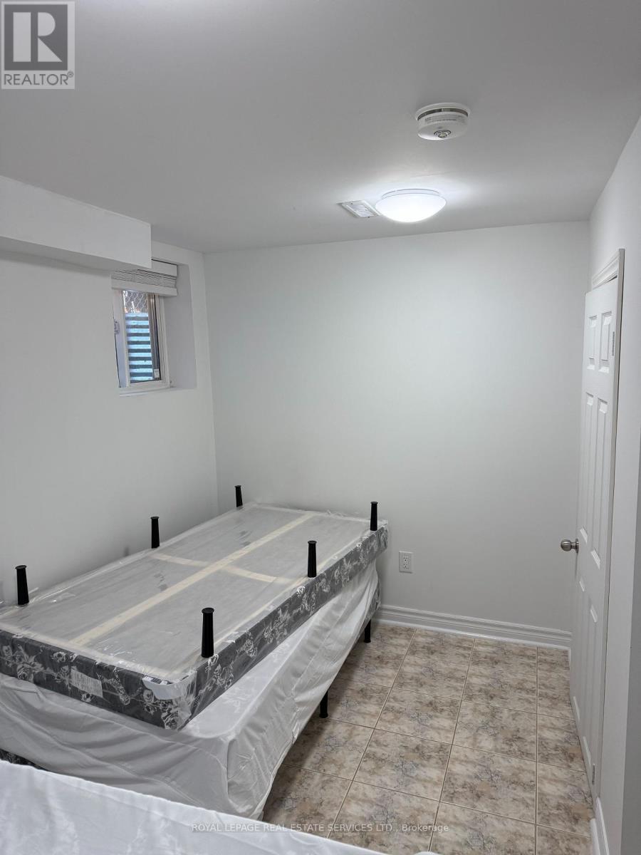 Bsmt - 3603 Copernicus Drive, Mississauga, Ontario  L5B 3L3 - Photo 13 - W12441453