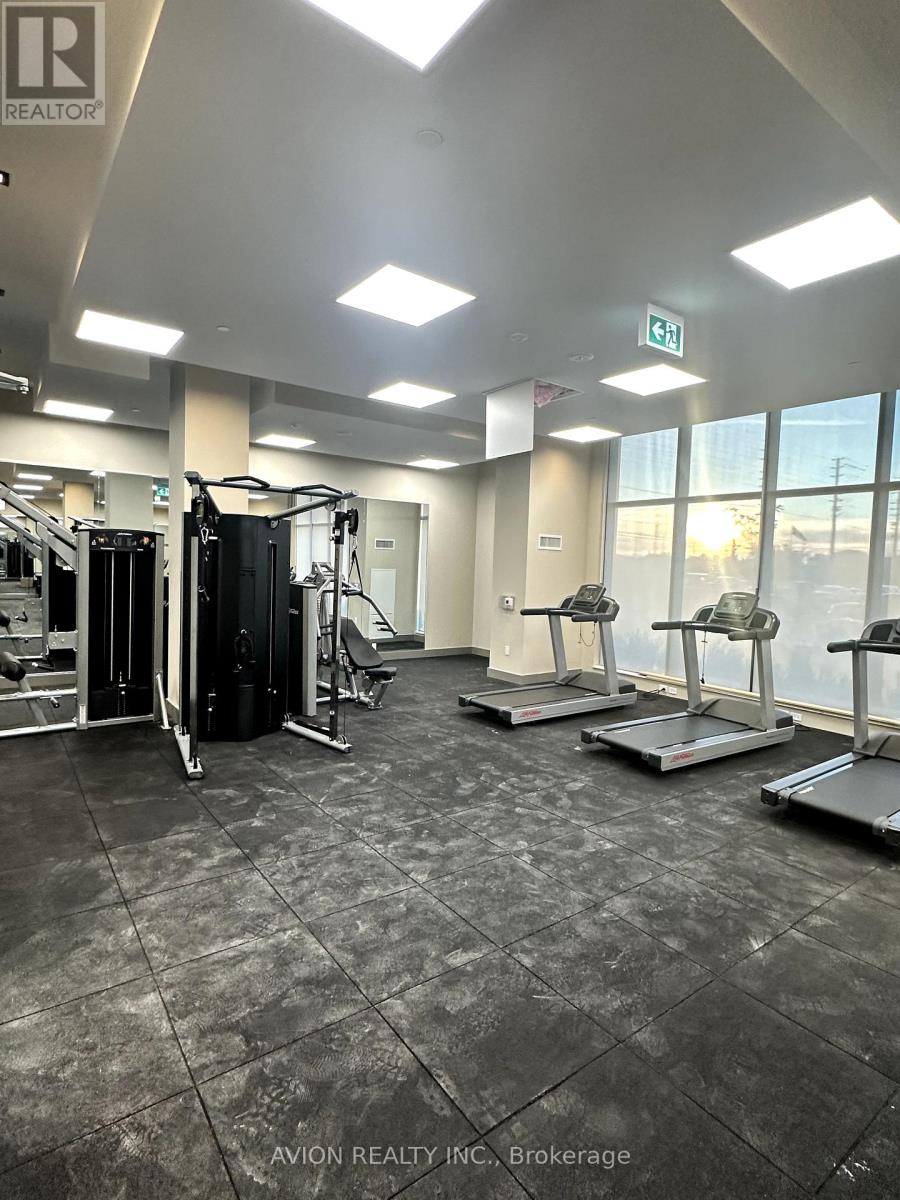1110 - 15 Watergarden Drive, Mississauga, Ontario  L5R 0H4 - Photo 4 - W12441466