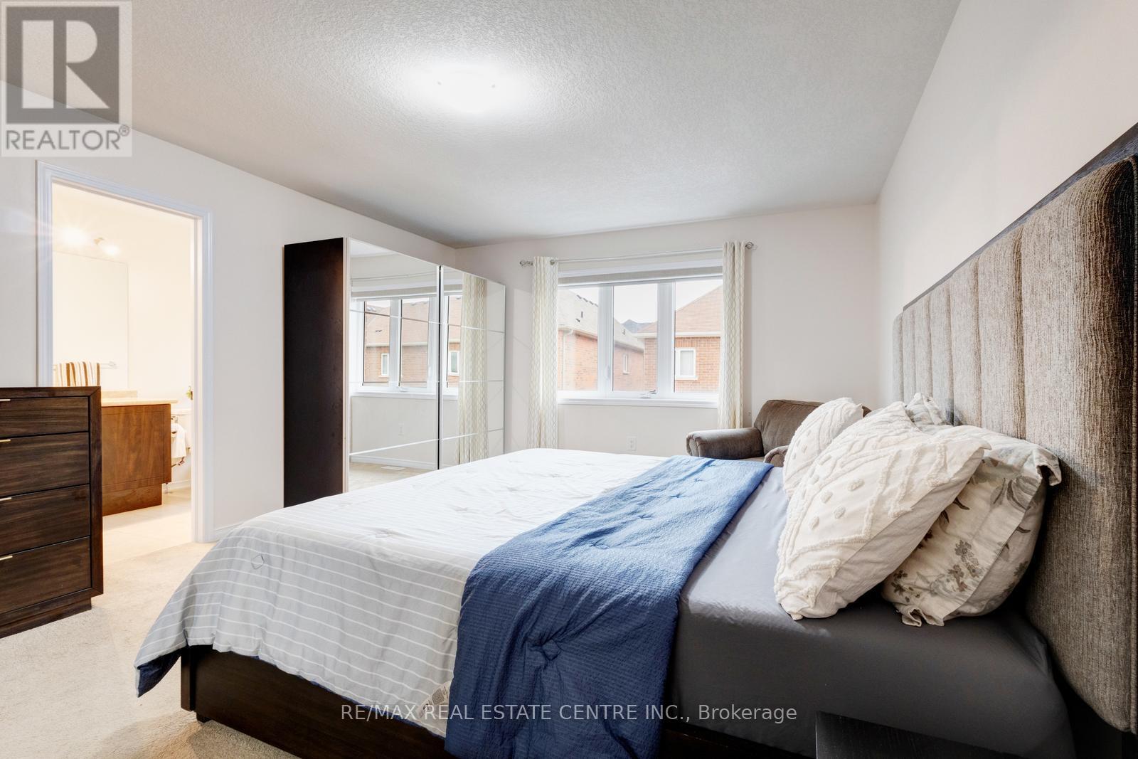 11 Hoover Road, Brampton, Ontario  L7A 4L2 - Photo 27 - W12441472