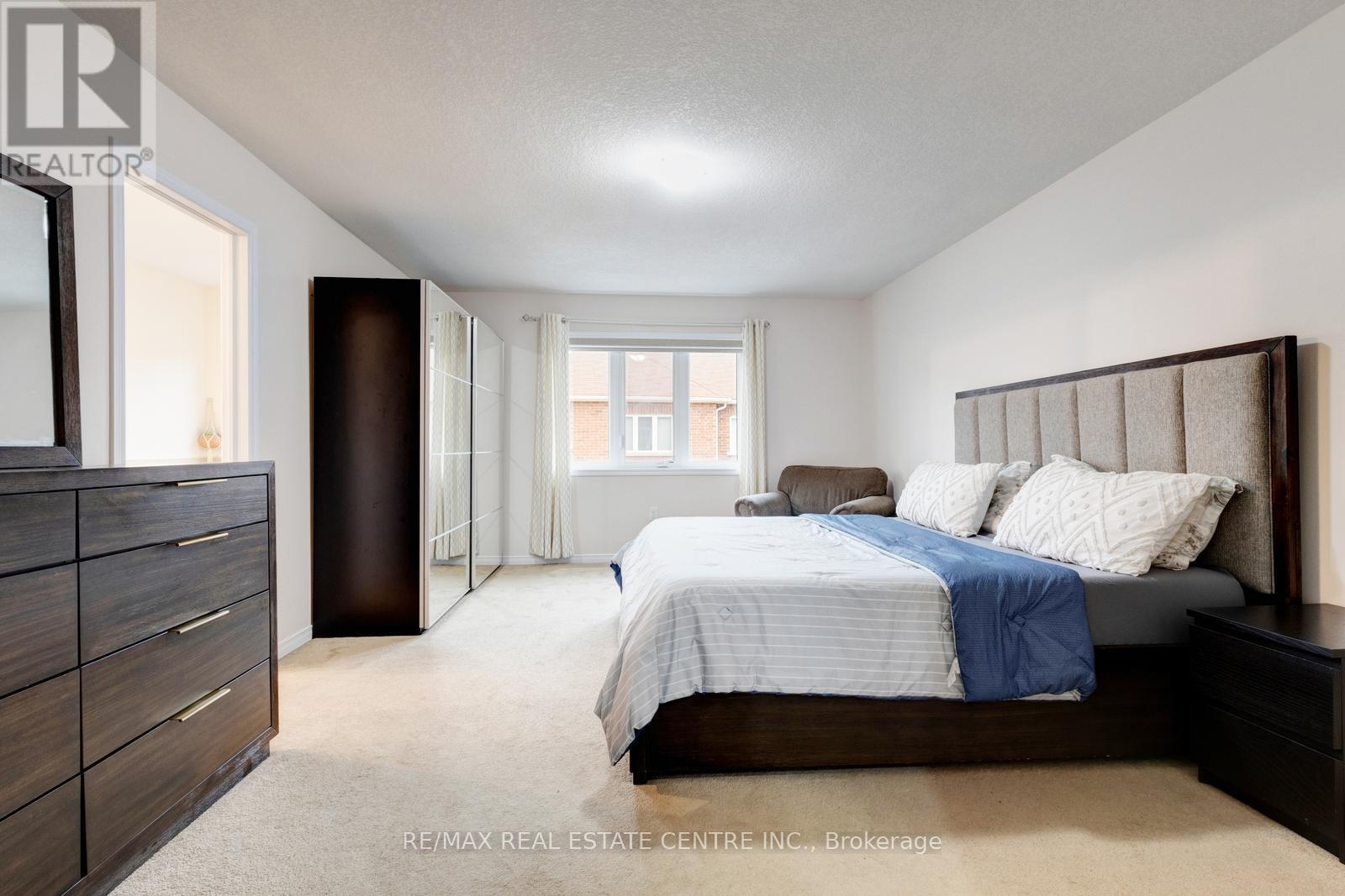 11 Hoover Road, Brampton, Ontario  L7A 4L2 - Photo 30 - W12441472