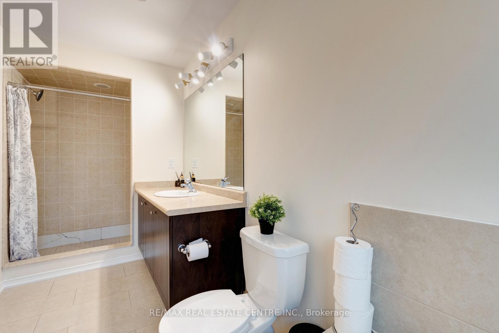 11 Hoover Road, Brampton, Ontario  L7A 4L2 - Photo 32 - W12441472