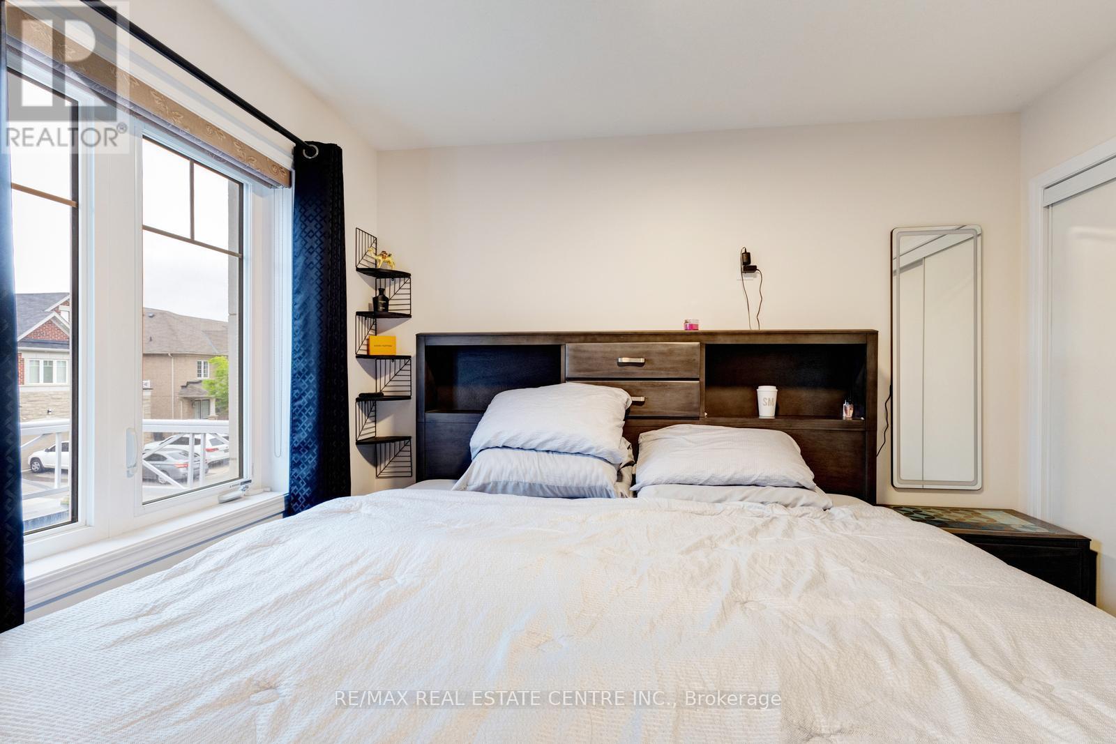 11 Hoover Road, Brampton, Ontario  L7A 4L2 - Photo 35 - W12441472