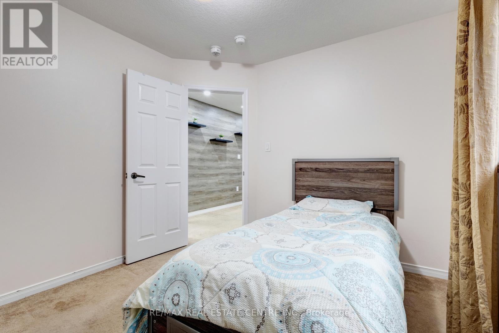 11 Hoover Road, Brampton, Ontario  L7A 4L2 - Photo 39 - W12441472
