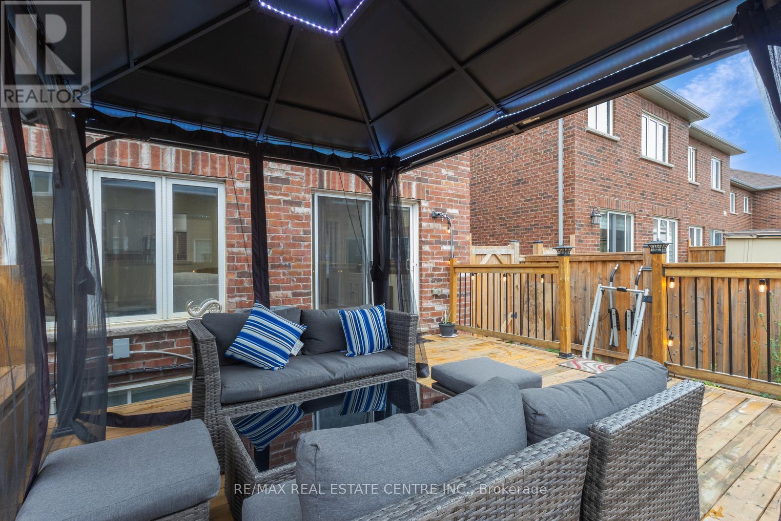 11 Hoover Road, Brampton, Ontario  L7A 4L2 - Photo 48 - W12441472