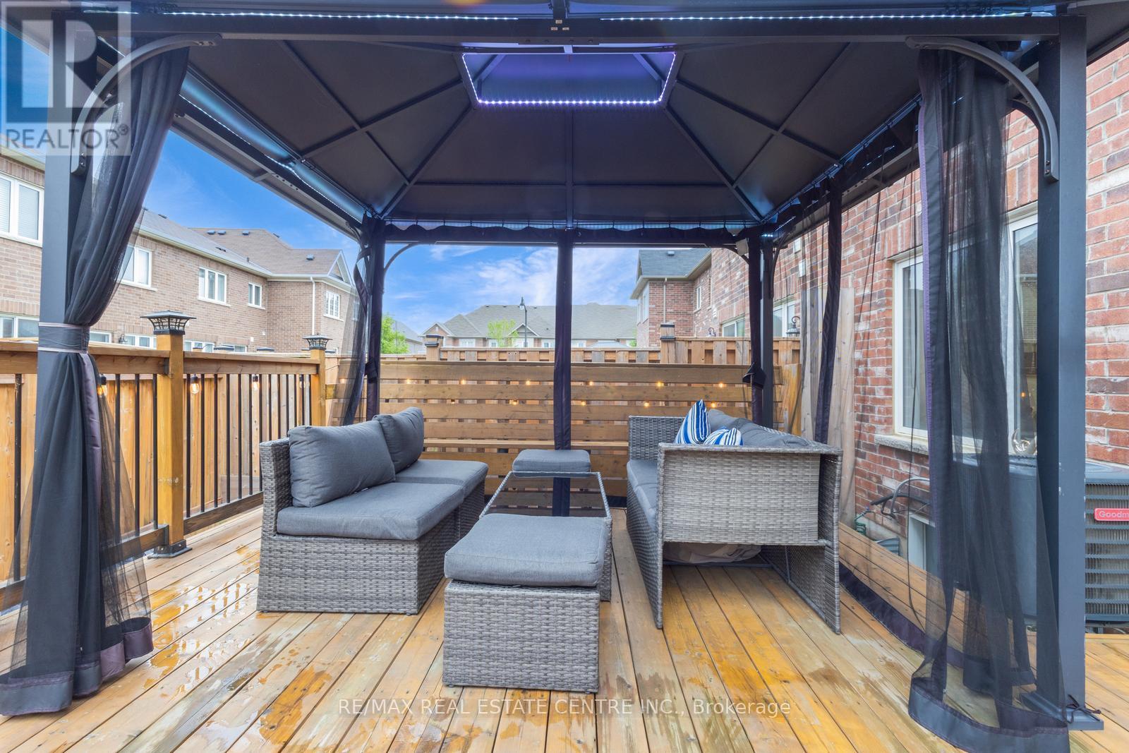 11 Hoover Road, Brampton, Ontario  L7A 4L2 - Photo 49 - W12441472