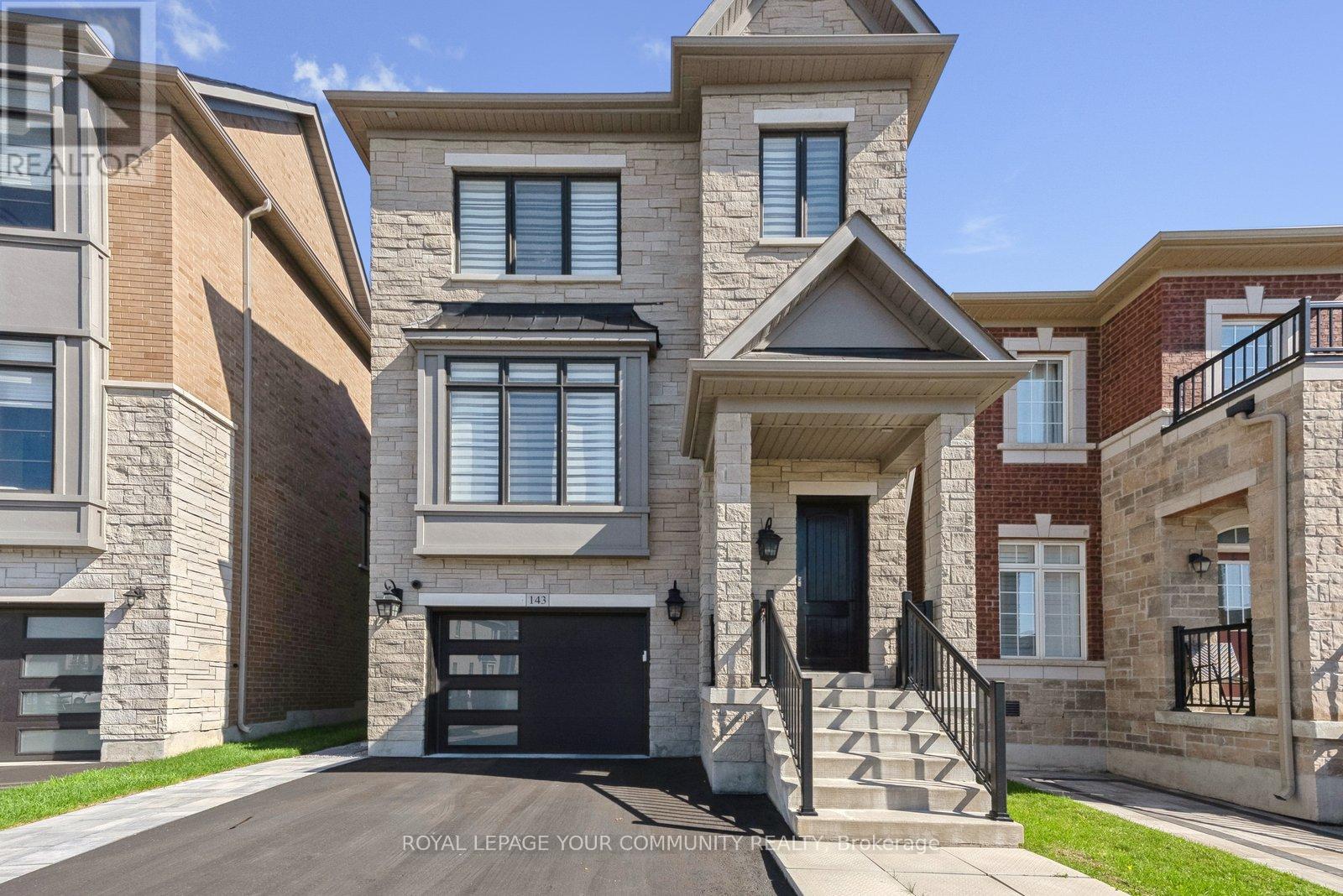143 Vellore Park Avenue, Vaughan (Vellore Village), Ontario  L4H 4S5 - Photo 1 - N12441424