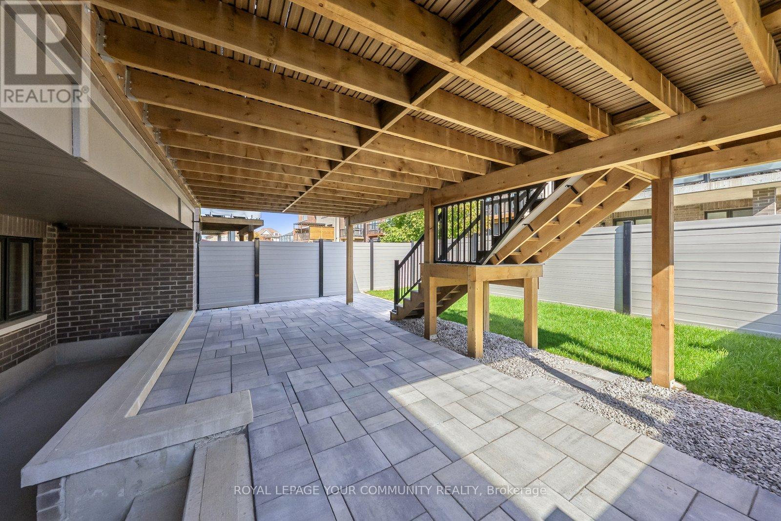 143 Vellore Park Avenue, Vaughan (Vellore Village), Ontario  L4H 4S5 - Photo 24 - N12441424