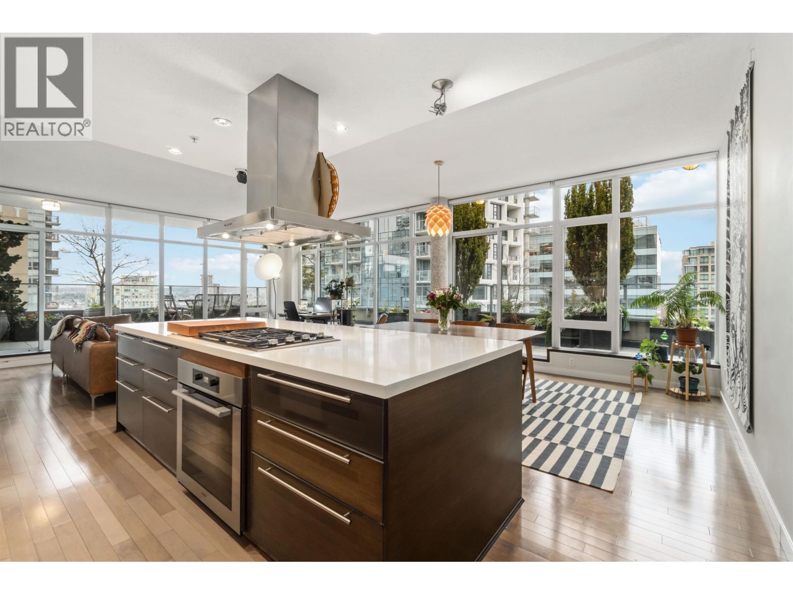 1601 1252 Hornby Street, Vancouver, British Columbia  V6Z 1W2 - Photo 2 - R3054754