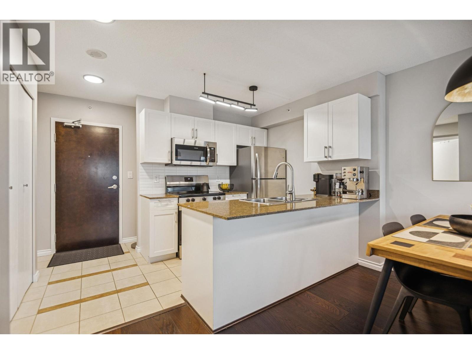 2205 938 Smithe Street, Vancouver, British Columbia  V6Z 0A4 - Photo 8 - R3054789