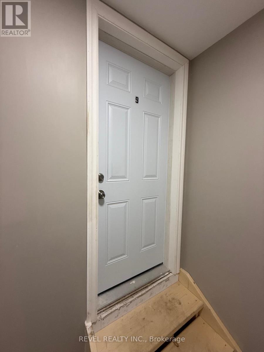 9 Crosier Street, Norfolk, Ontario  N4B 1C6 - Photo 3 - X12441443