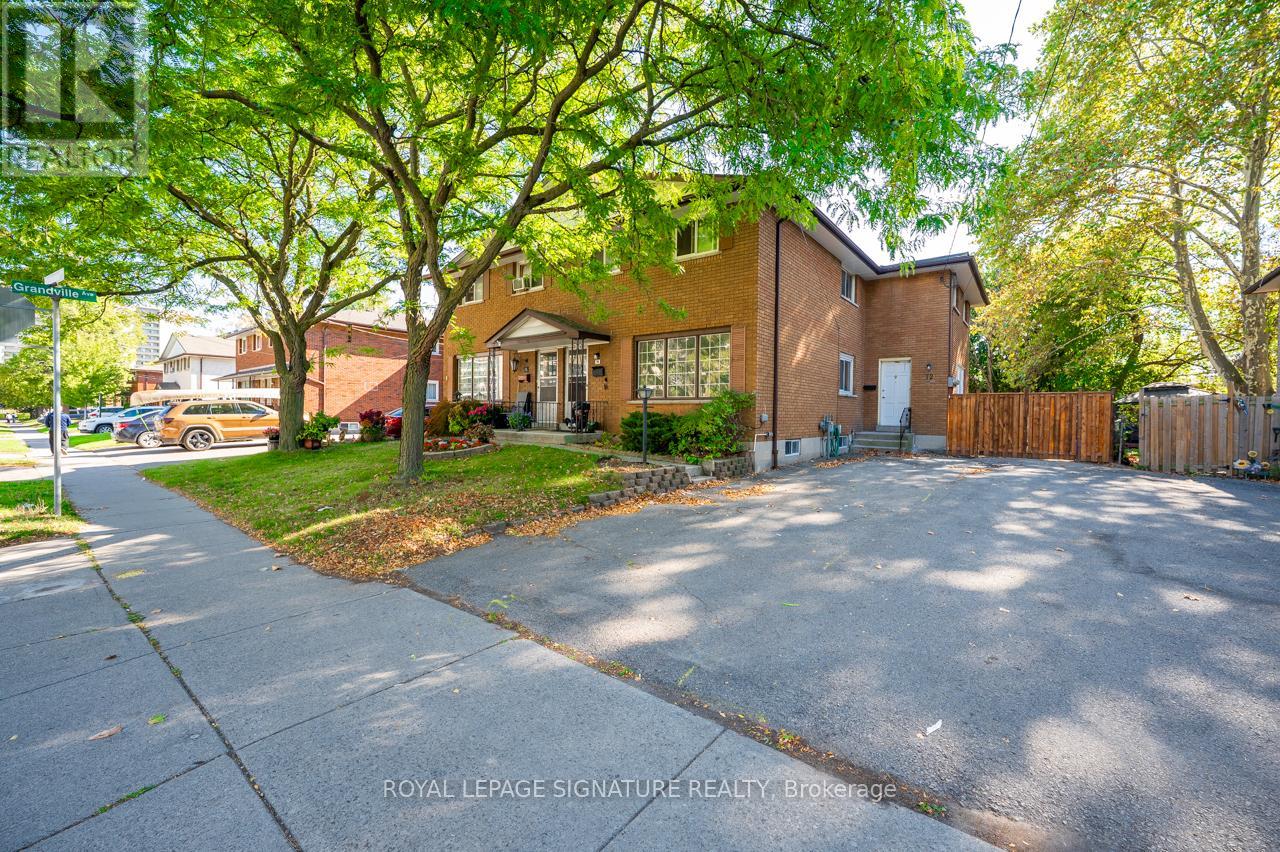 72 & 74 DELAWANA DRIVE, Hamilton, Ontario