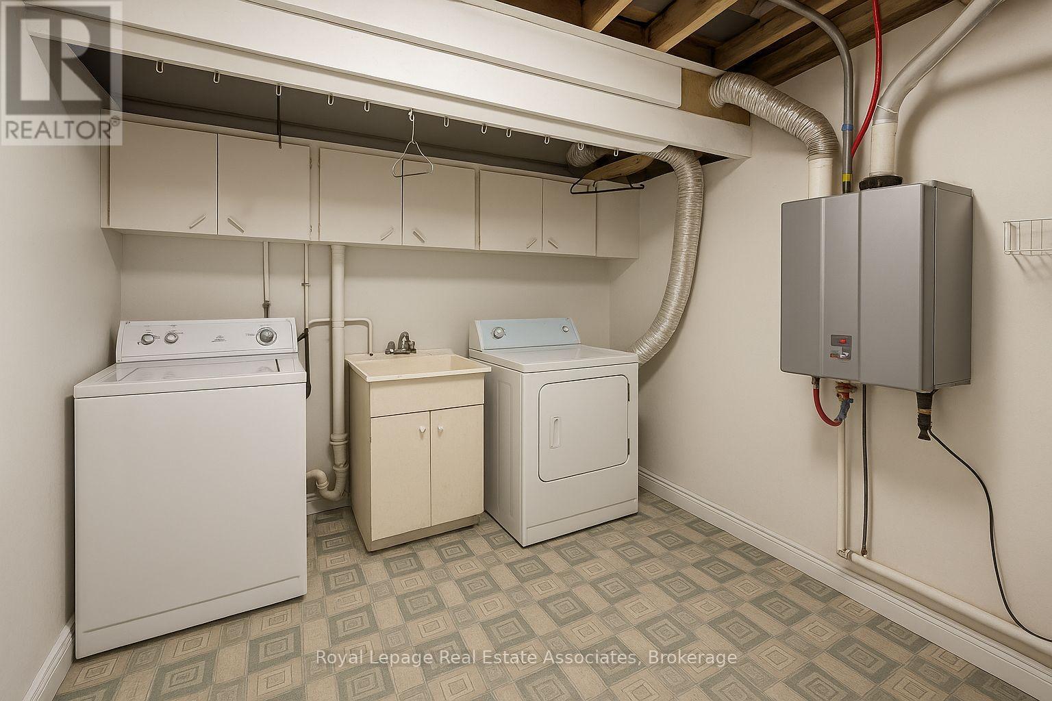 34 - 1675 Upper Gage Avenue, Hamilton, Ontario  L8W 3R8 - Photo 19 - X12441468