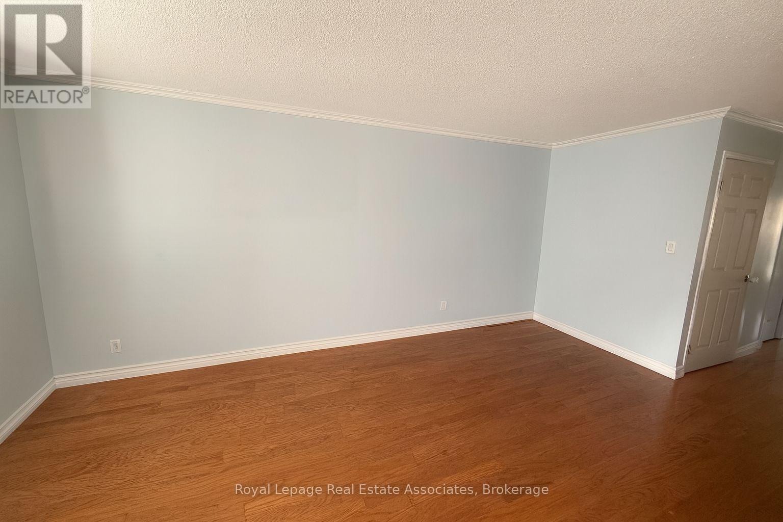 34 - 1675 Upper Gage Avenue, Hamilton, Ontario  L8W 3R8 - Photo 8 - X12441468