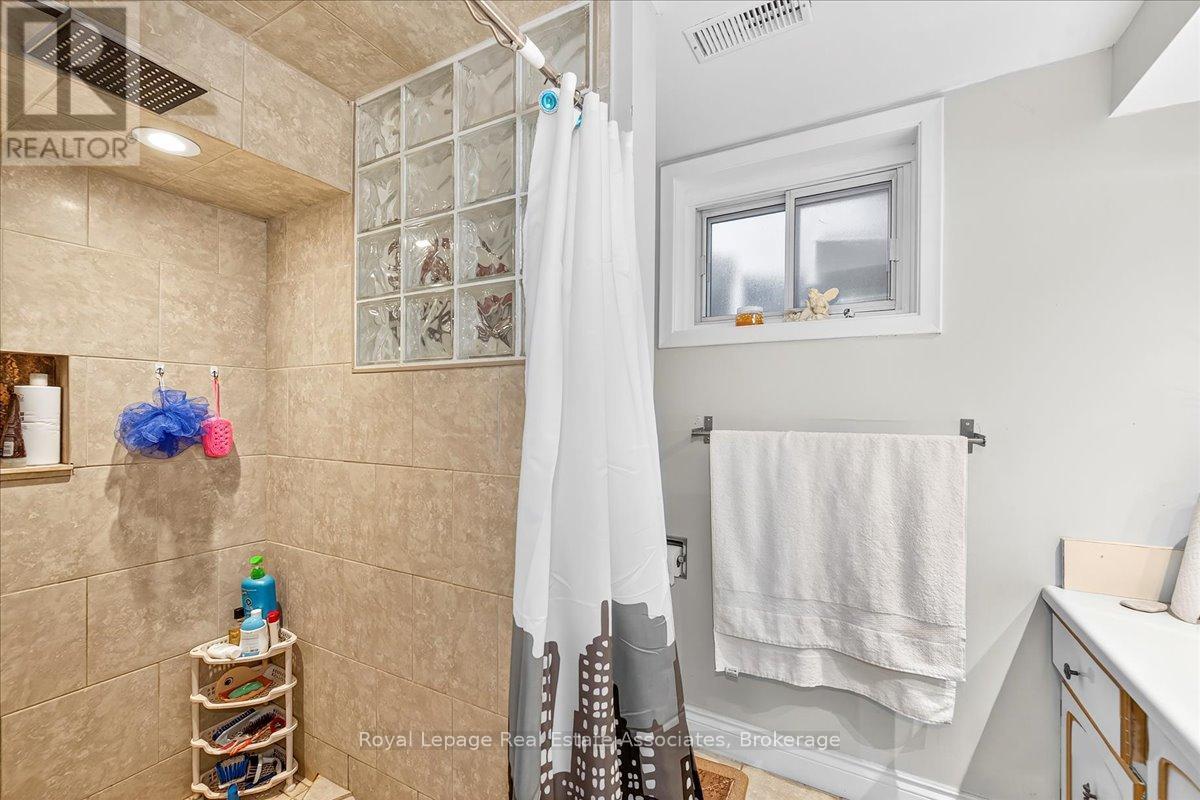 51 Picton Street W, Hamilton, Ontario  L8L 1E4 - Photo 30 - X12441471