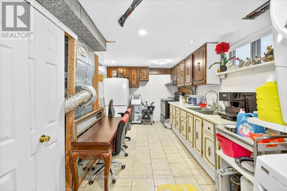 51 Picton Street W, Hamilton, Ontario  L8L 1E4 - Photo 32 - X12441471