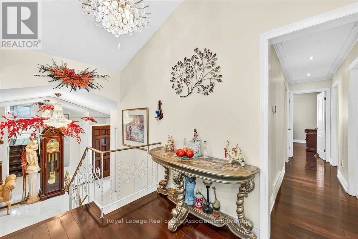 51 Picton Street W, Hamilton, Ontario  L8L 1E4 - Photo 6 - X12441471