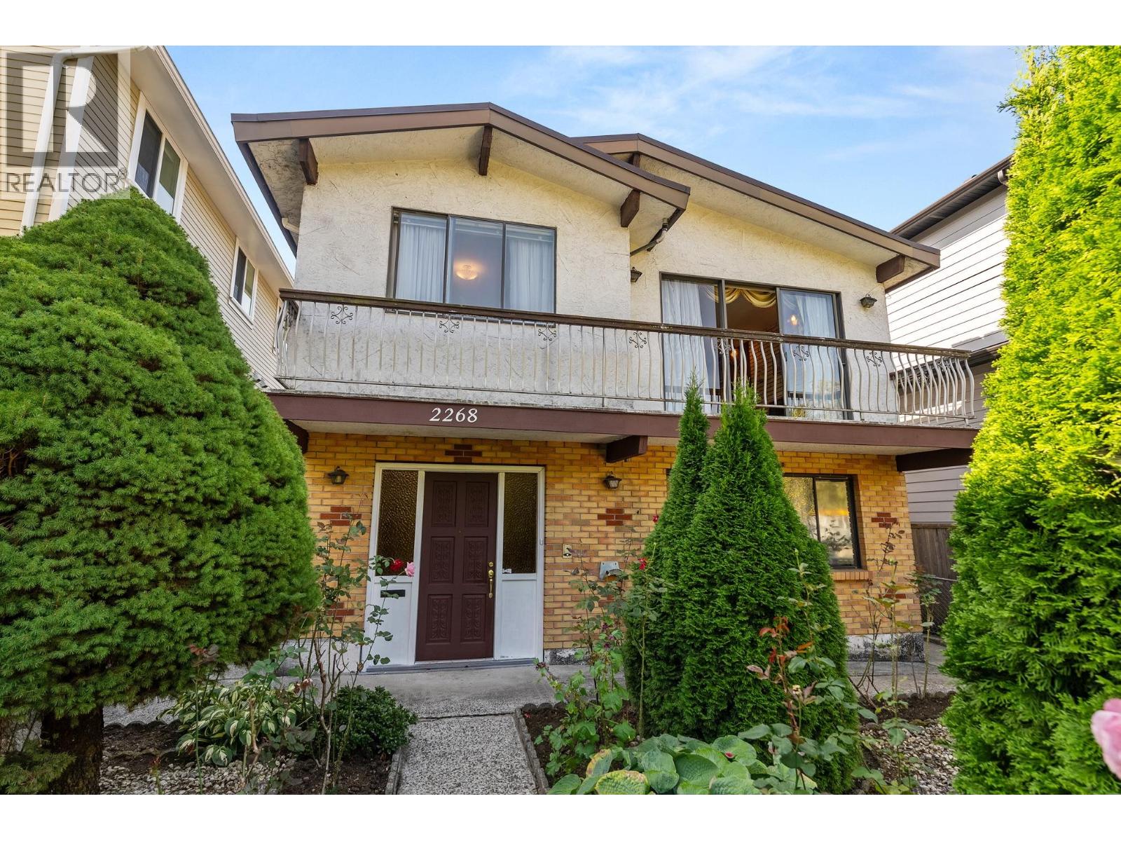 2268 WENONAH STREET, Vancouver, British Columbia