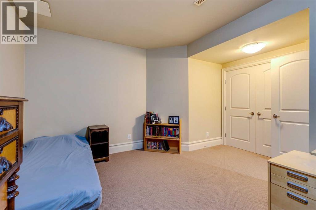 462 12 Street Nw, Calgary, Alberta  T2N 1Y8 - Photo 35 - A2246604