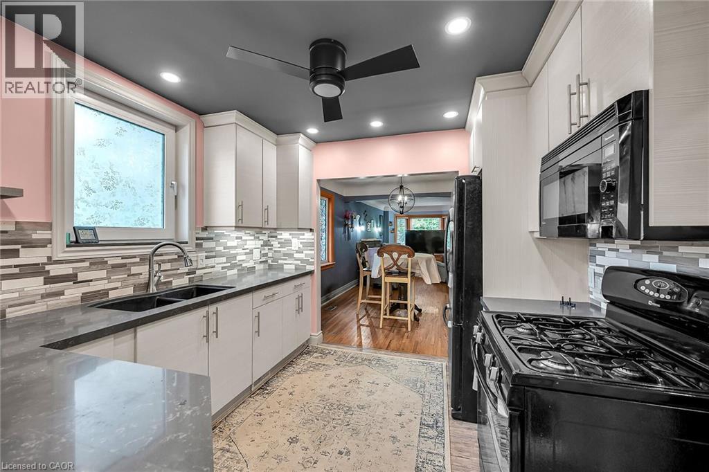 248 East 12th Street, Hamilton, Ontario  L9A 3X8 - Photo 14 - 40775895