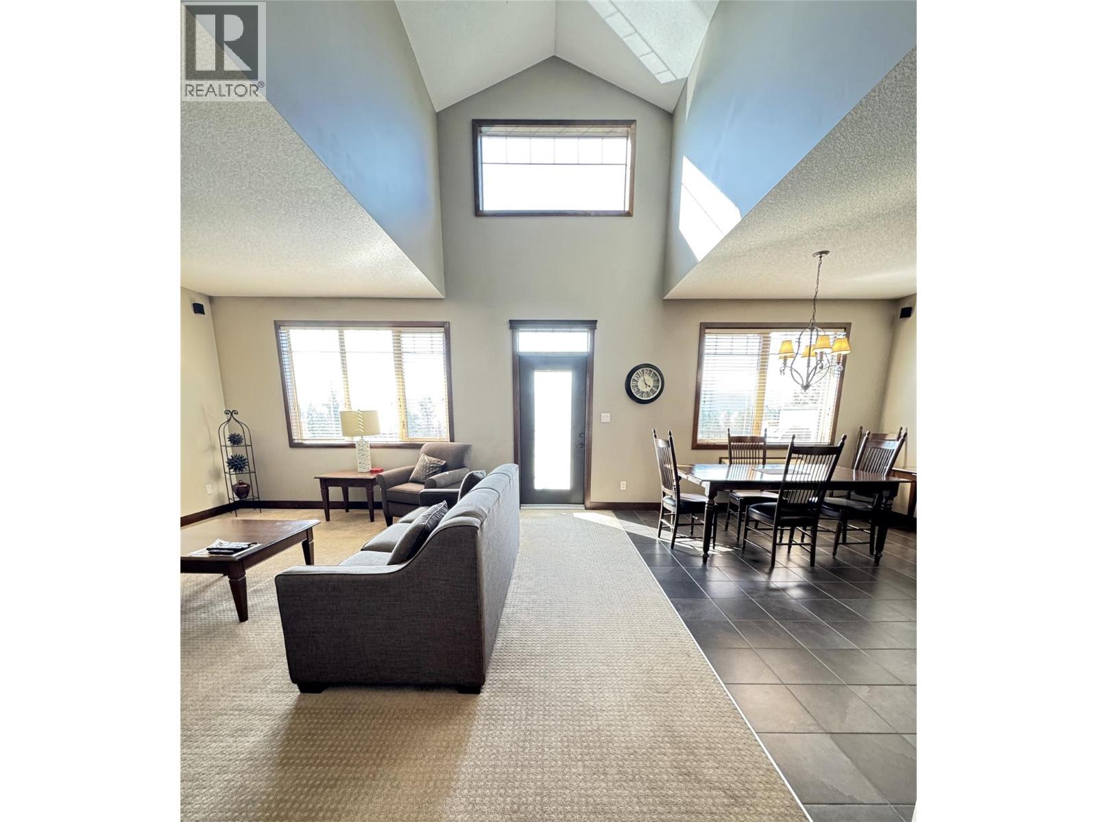 600 BIGHORN Boulevard Unit# 633D, Radium Hot Springs, British Columbia