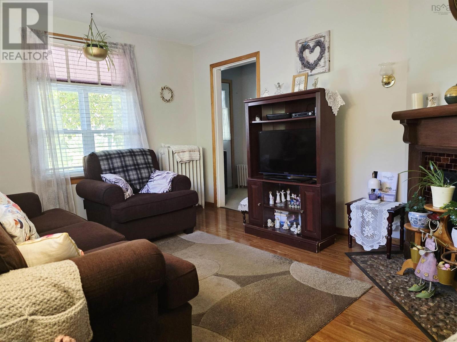 37 Diamond Street, Trenton, Nova Scotia  B0K 1X0 - Photo 14 - 202522285