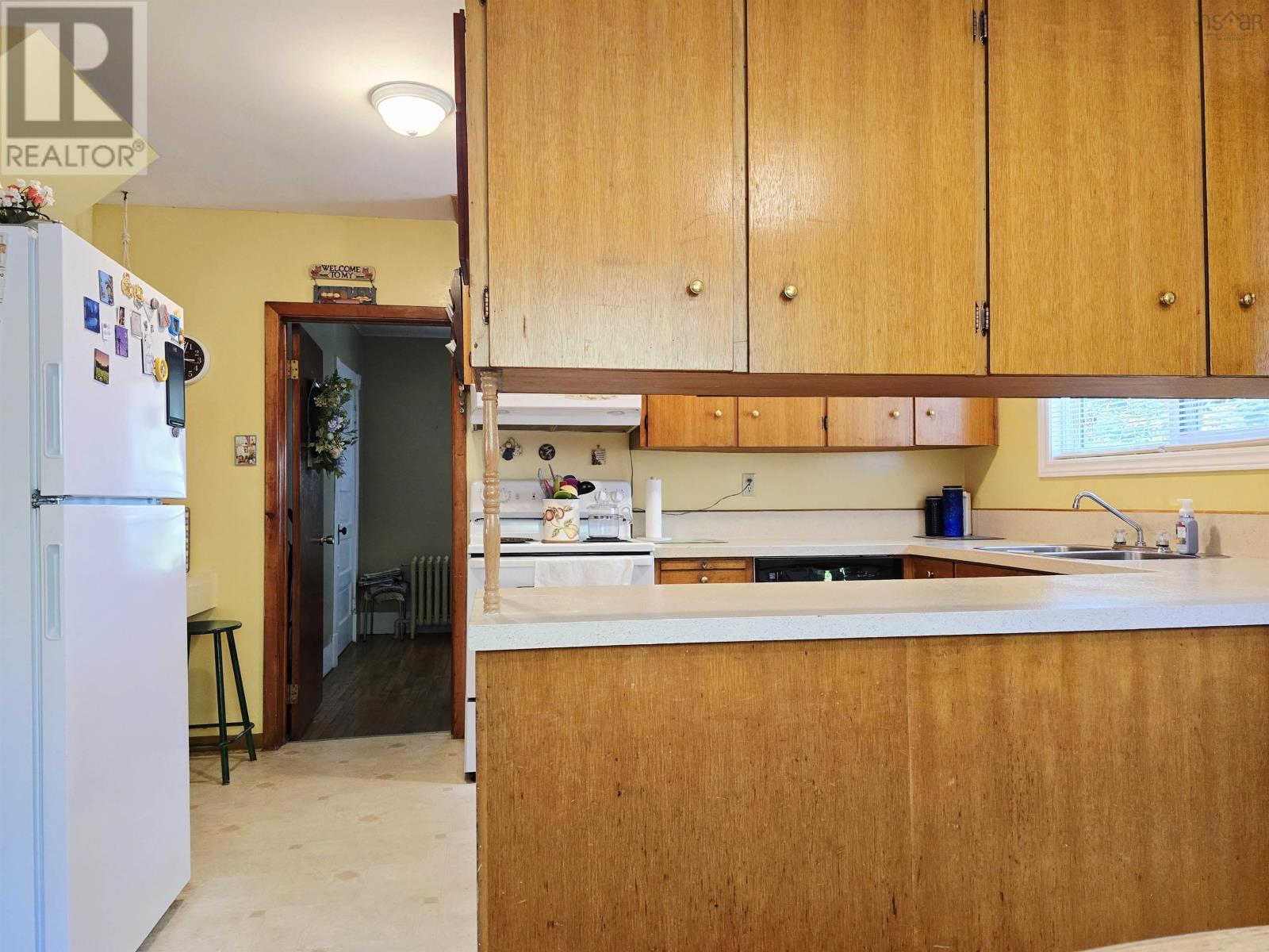 37 Diamond Street, Trenton, Nova Scotia  B0K 1X0 - Photo 5 - 202522285
