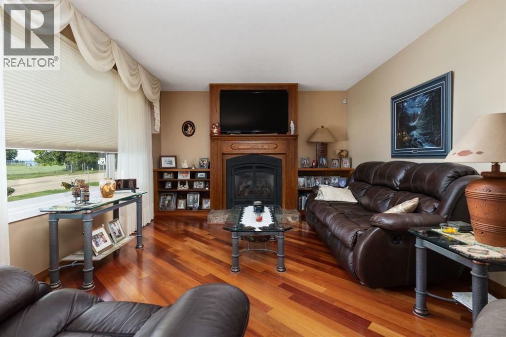 5232 50 Avenue, Holden, Alberta  T0B 2C0 - Photo 13 - A2258897