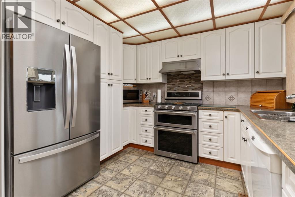 5232 50 Avenue, Holden, Alberta  T0B 2C0 - Photo 9 - A2258897