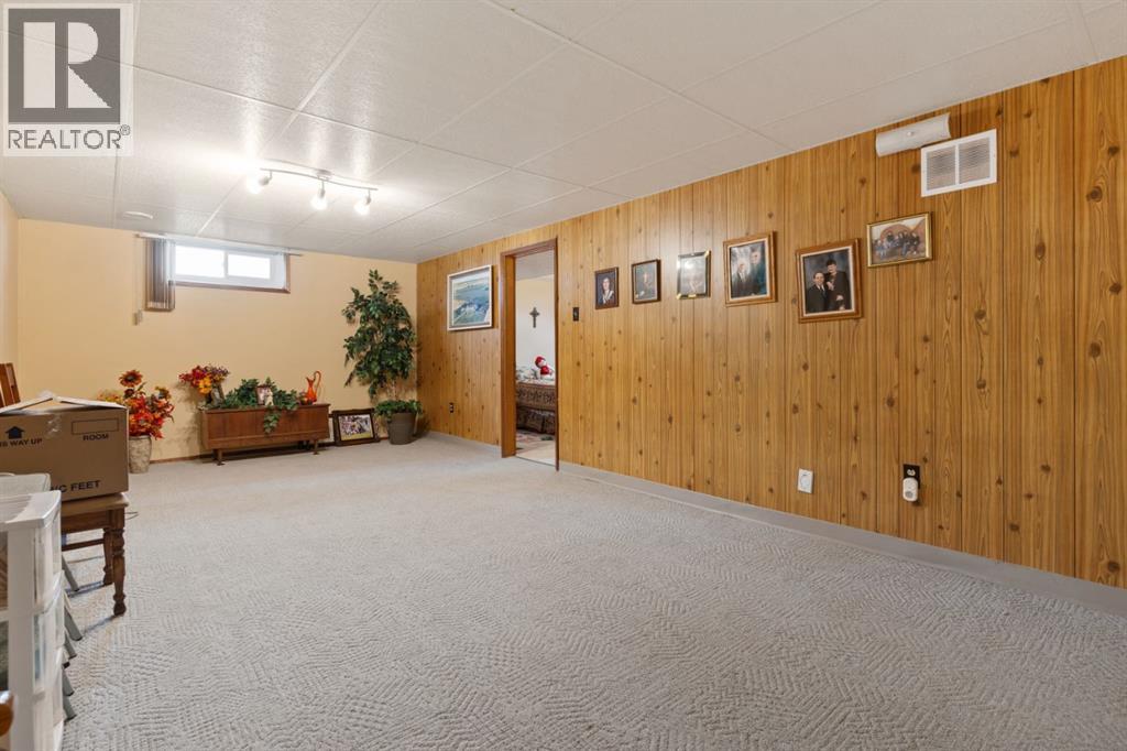 5232 50 Avenue, Holden, Alberta  T0B 2C0 - Photo 26 - A2258897
