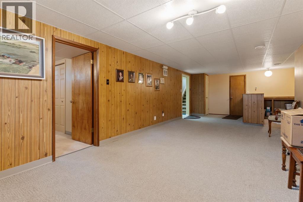 5232 50 Avenue, Holden, Alberta  T0B 2C0 - Photo 27 - A2258897