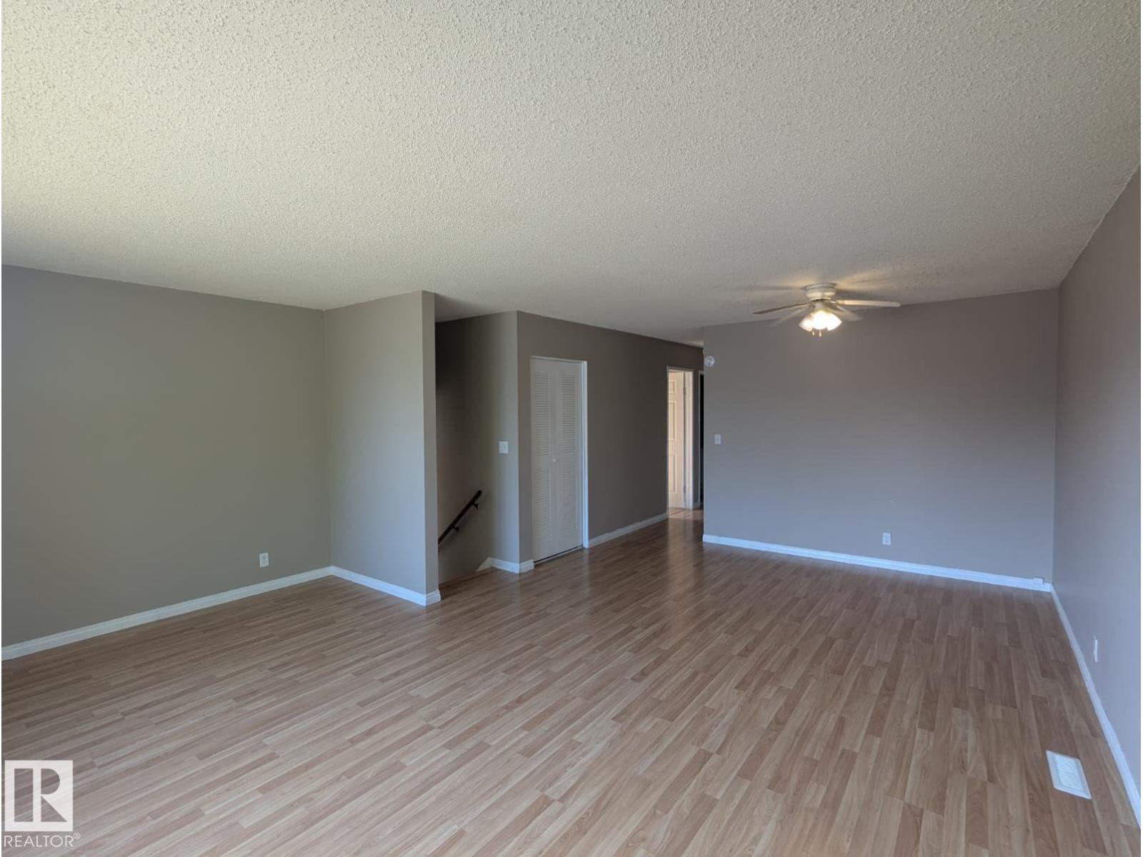 14610 30 St Nw, Edmonton, Alberta  T5Y 2C3 - Photo 4 - E4459511