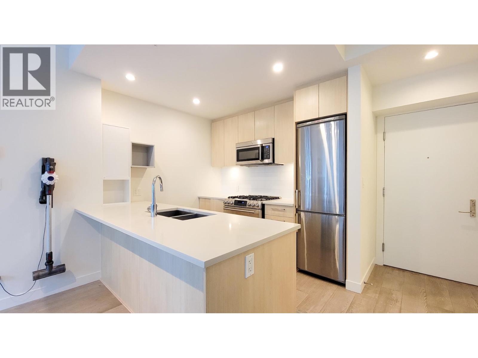 706 9080 University Crescent, Burnaby, British Columbia  V5A 0B7 - Photo 7 - R3053799