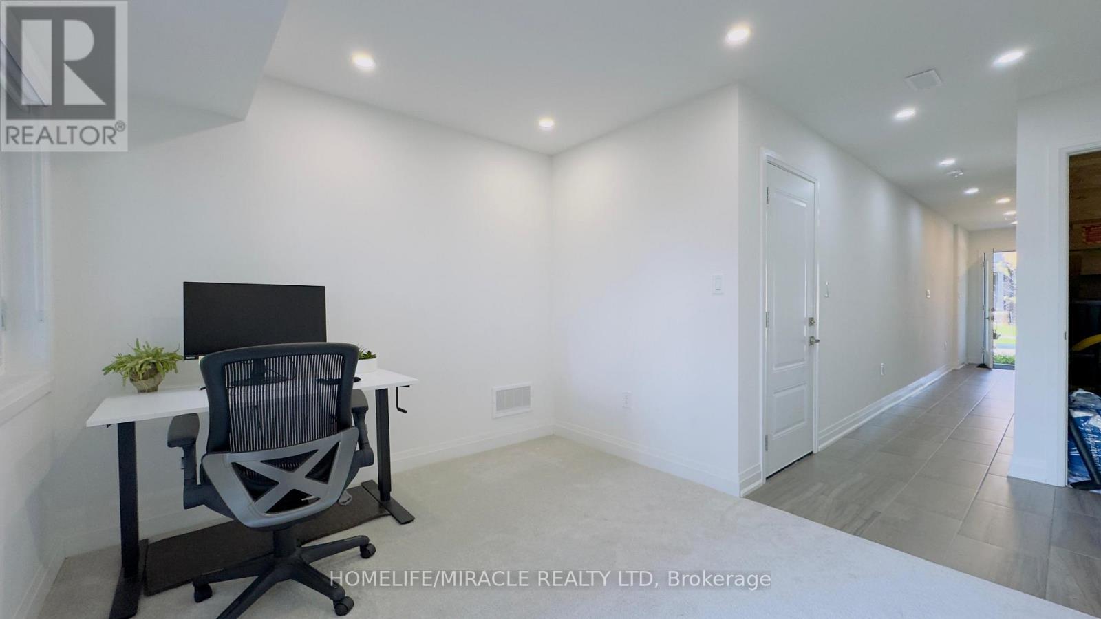 9 Briar Court, Halton Hills, Ontario  L7G 0P5 - Photo 13 - W12425734