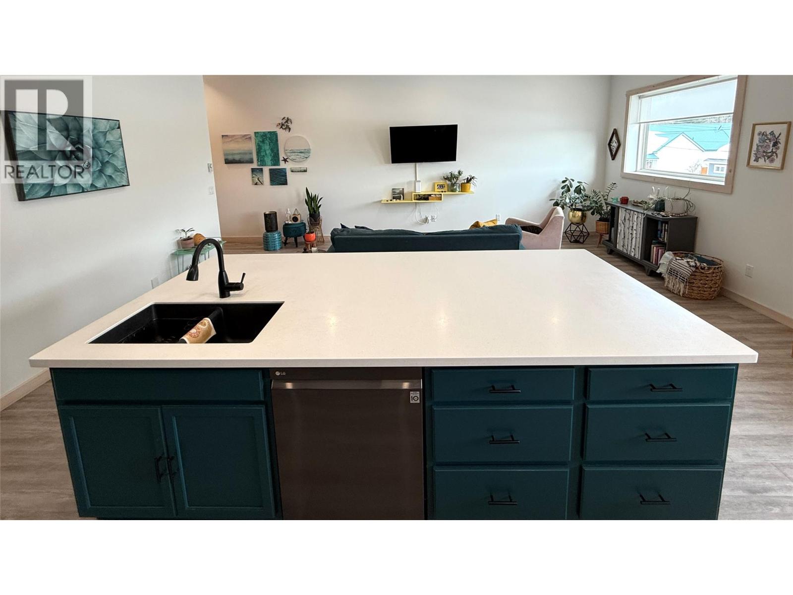 63 Deer Park Avenue, Kimberley, British Columbia V1A 2J3 - Photo 5 - 10364689