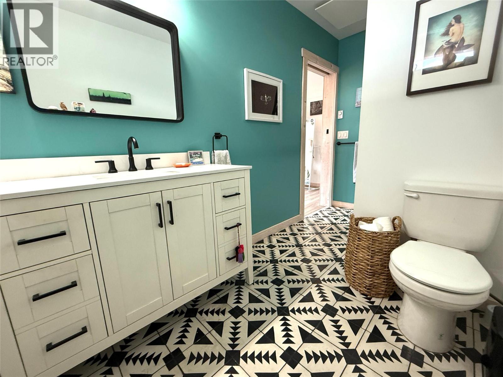 63 Deer Park Avenue, Kimberley, British Columbia V1A 2J3 - Photo 18 - 10364689