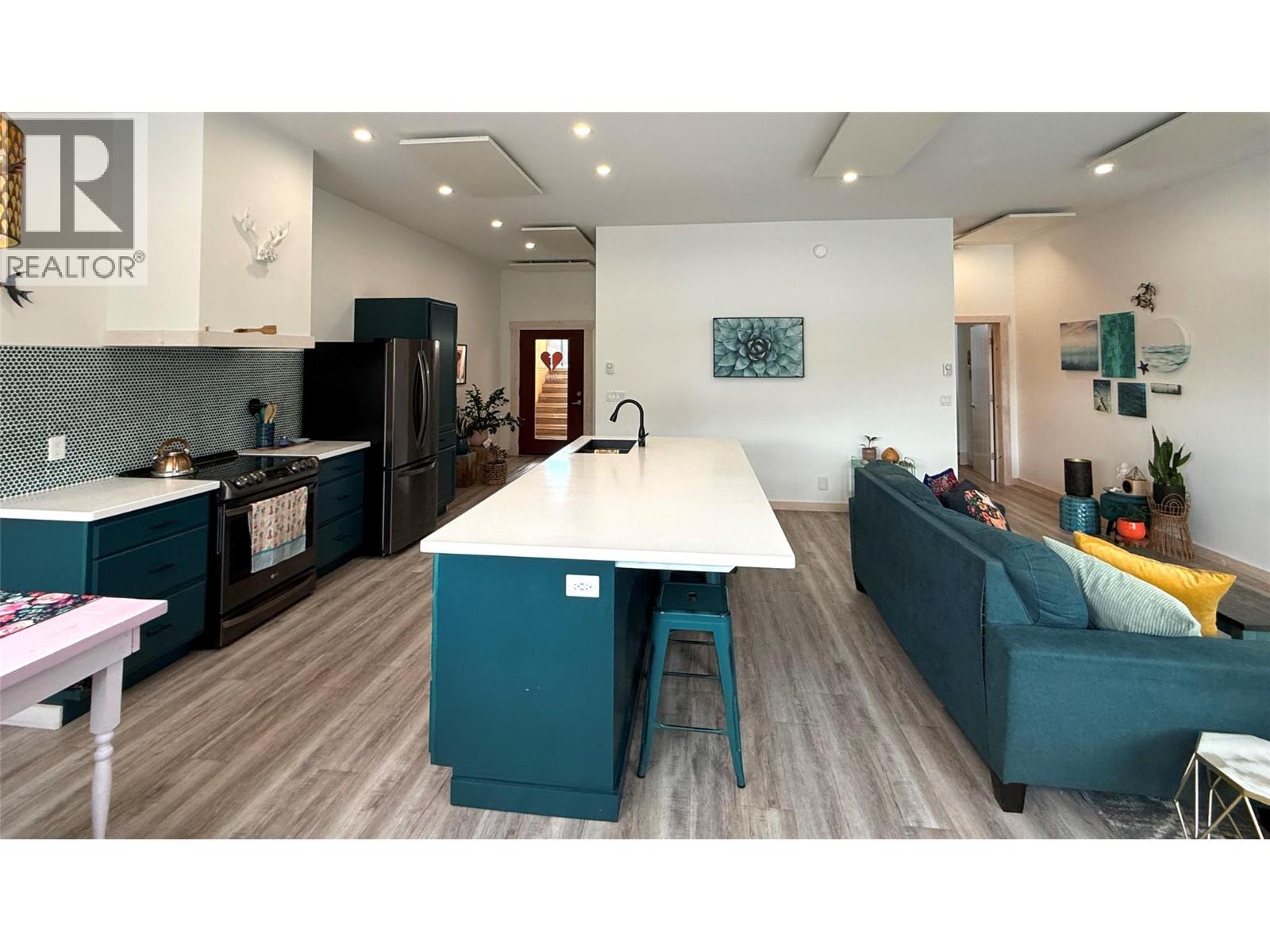 63 Deer Park Avenue, Kimberley, British Columbia V1A 2J3 - Photo 7 - 10364689