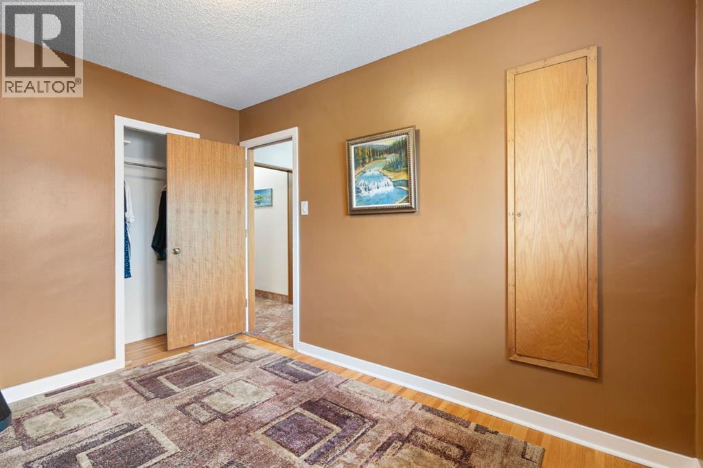 7611 25 Street Se, Calgary, Alberta  T2C 1A4 - Photo 22 - A2260670