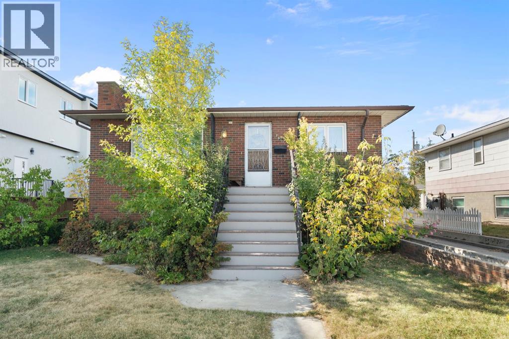 7611 25 Street Se, Calgary, Alberta  T2C 1A4 - Photo 2 - A2260670