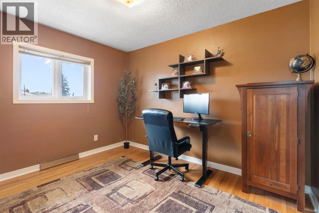 7611 25 Street Se, Calgary, Alberta  T2C 1A4 - Photo 21 - A2260670