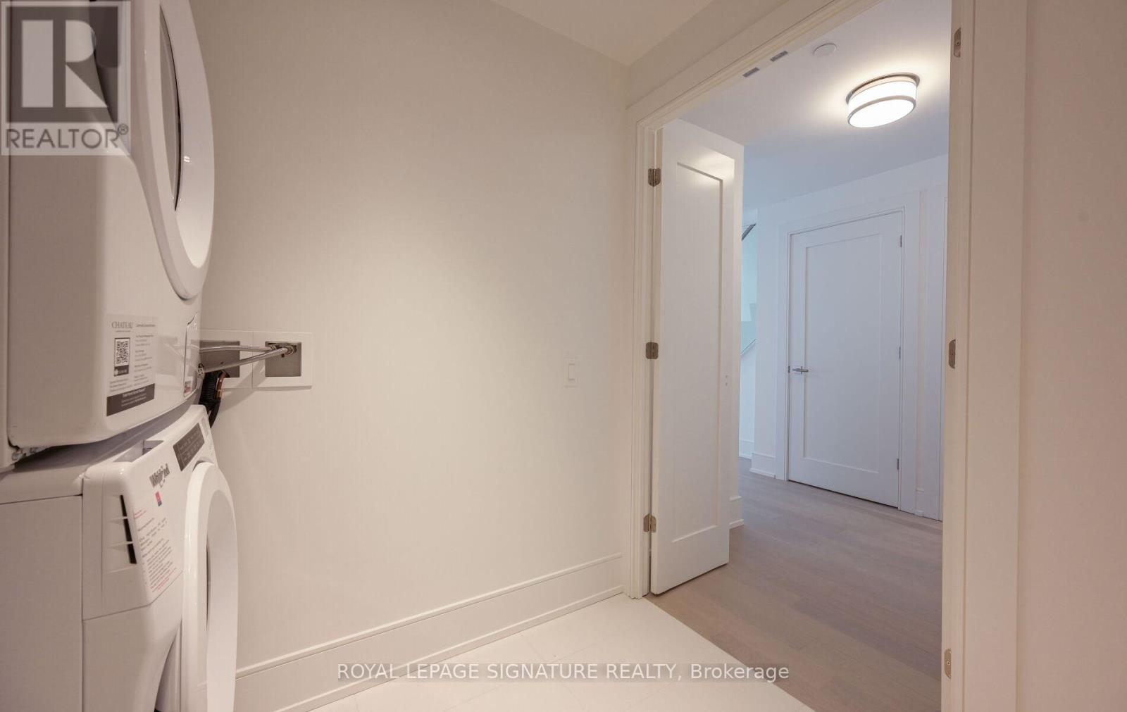 105 - 10 In On The Park Drive, Toronto, Ontario  M3C 0P9 - Photo 22 - C12441489