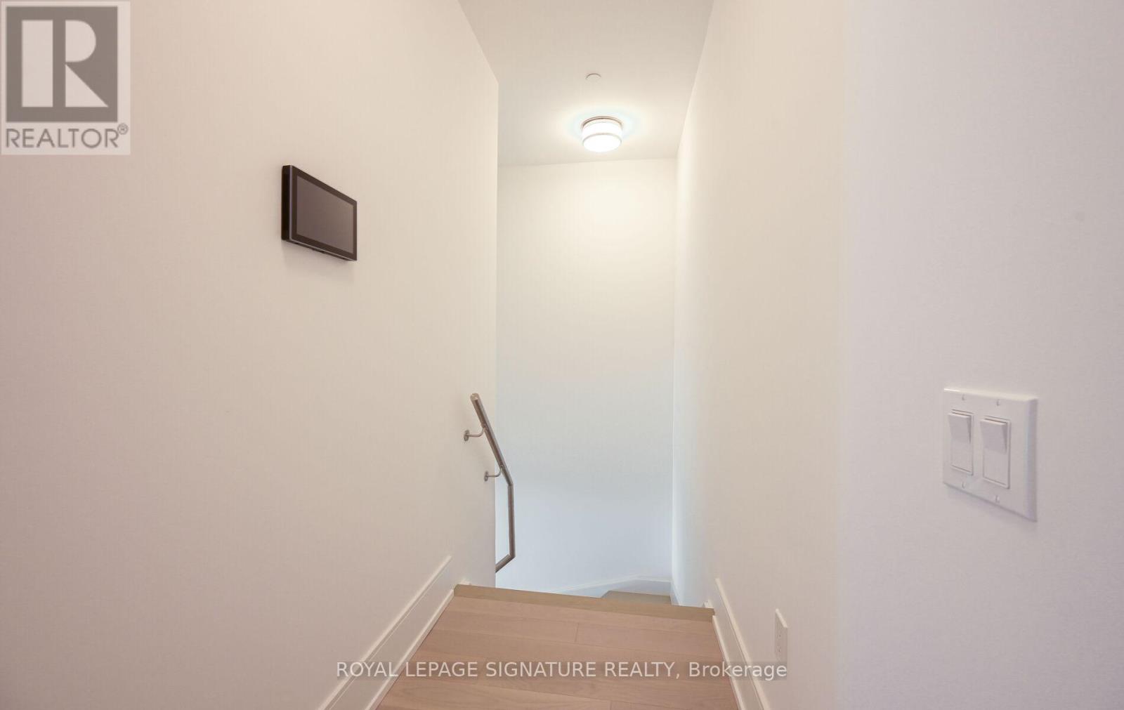 105 - 10 In On The Park Drive, Toronto, Ontario  M3C 0P9 - Photo 23 - C12441489