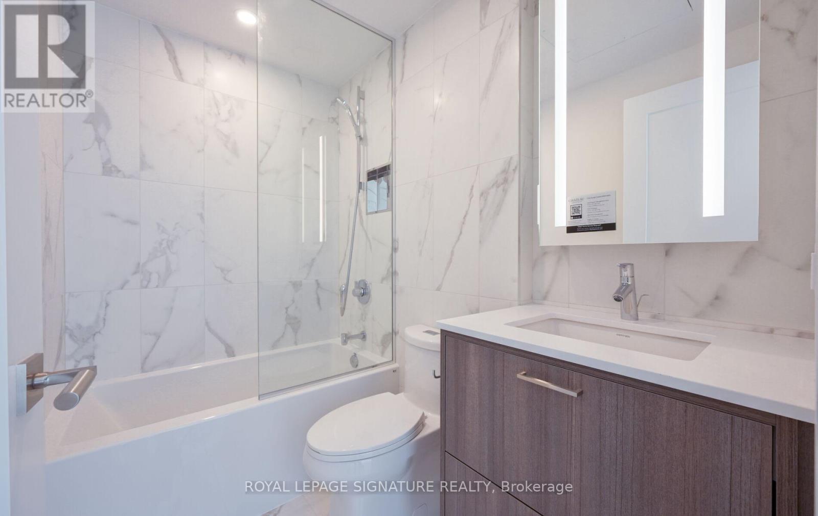 105 - 10 In On The Park Drive, Toronto, Ontario  M3C 0P9 - Photo 26 - C12441489