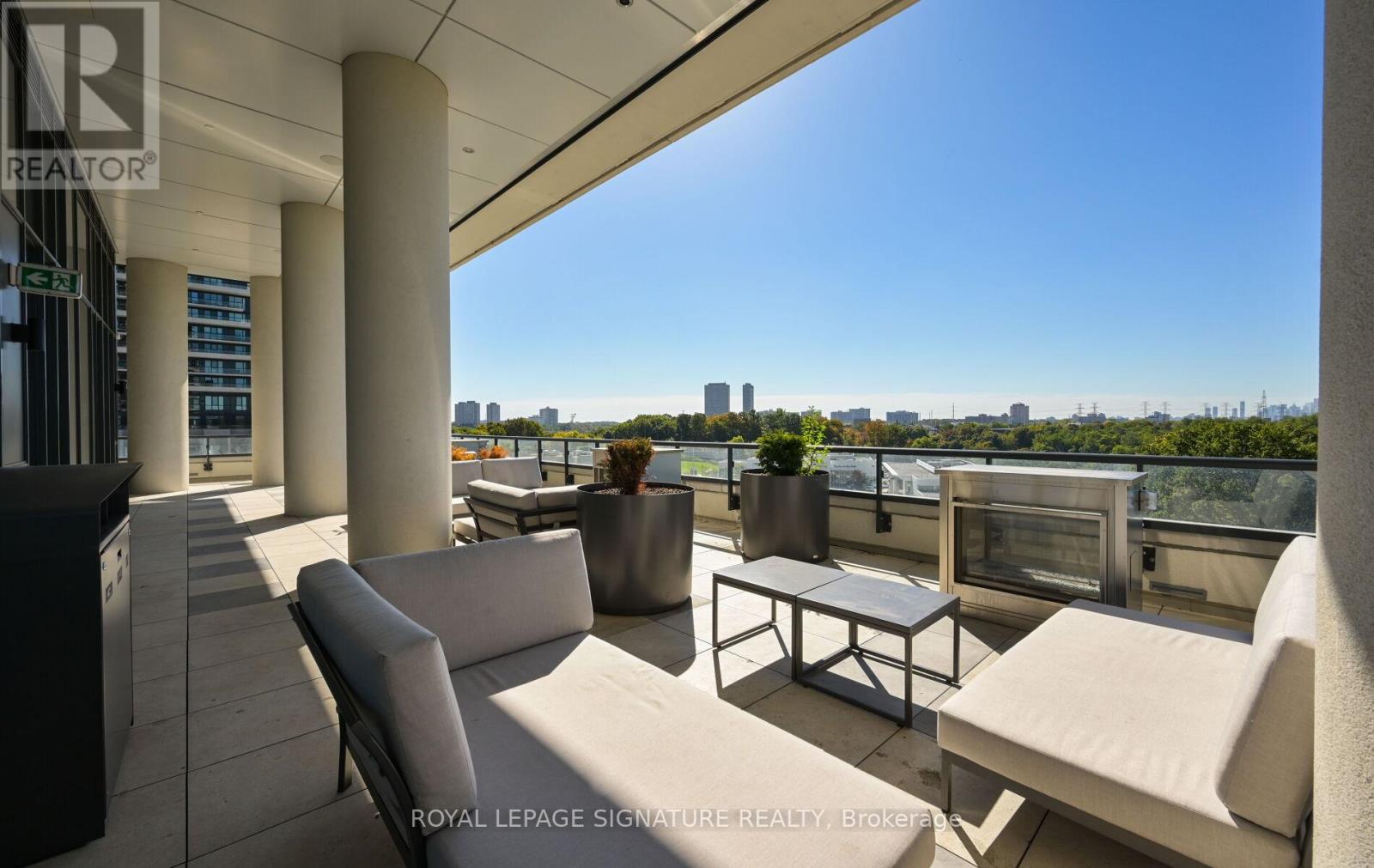 105 - 10 In On The Park Drive, Toronto, Ontario  M3C 0P9 - Photo 43 - C12441489