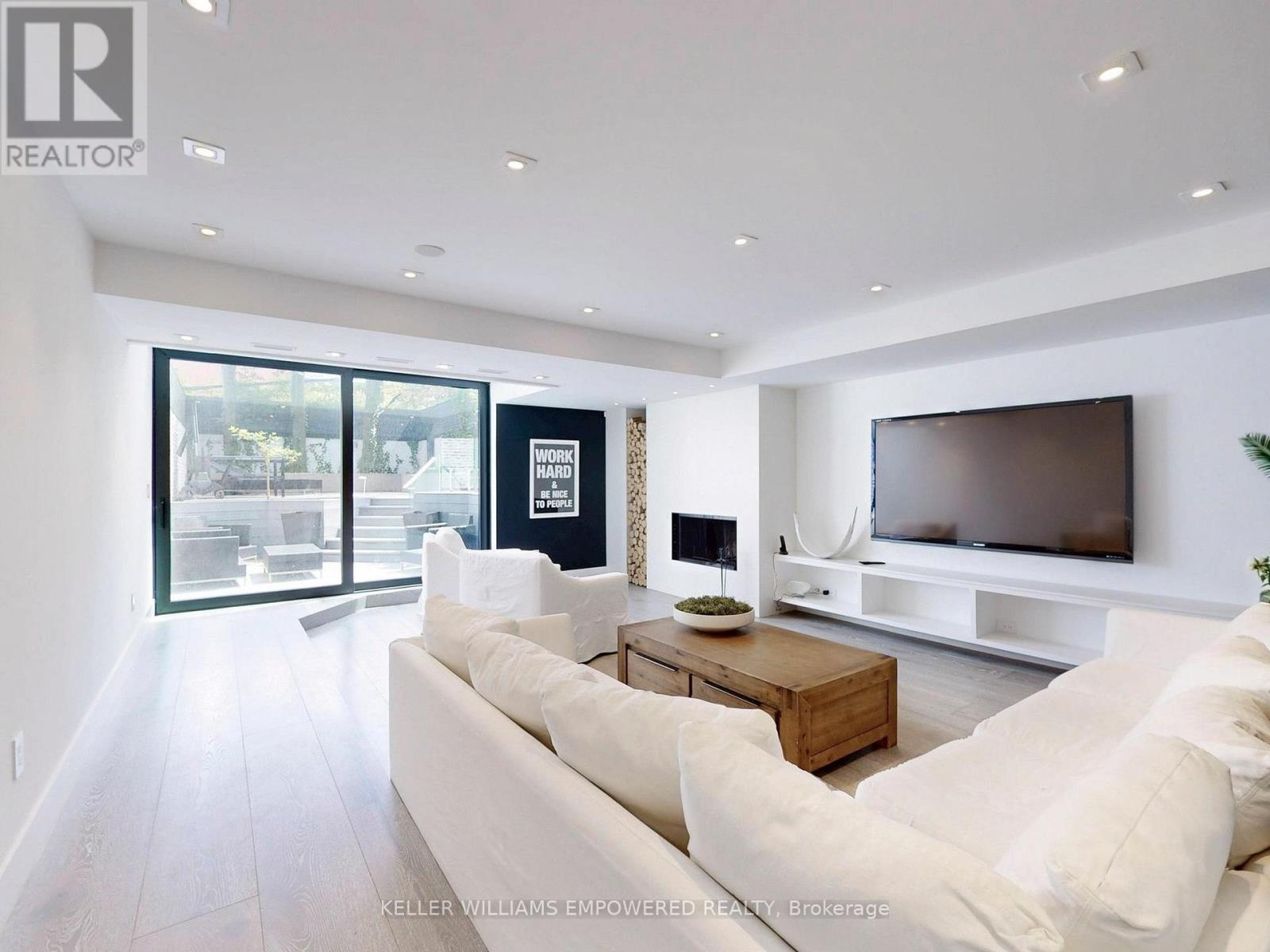 41 Berryman Street, Toronto, Ontario  M5R 1M7 - Photo 14 - C12441494