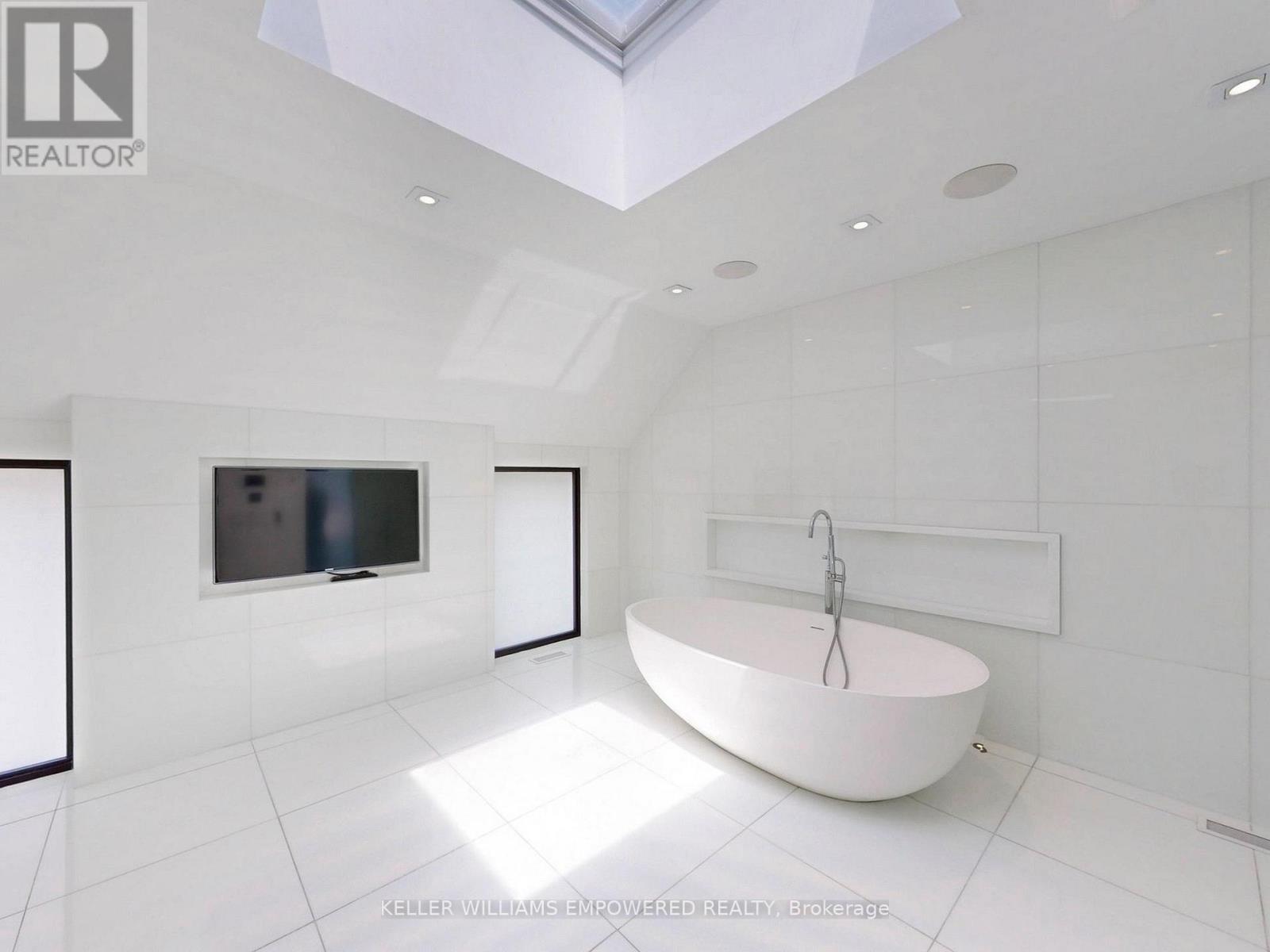 41 Berryman Street, Toronto, Ontario  M5R 1M7 - Photo 27 - C12441494