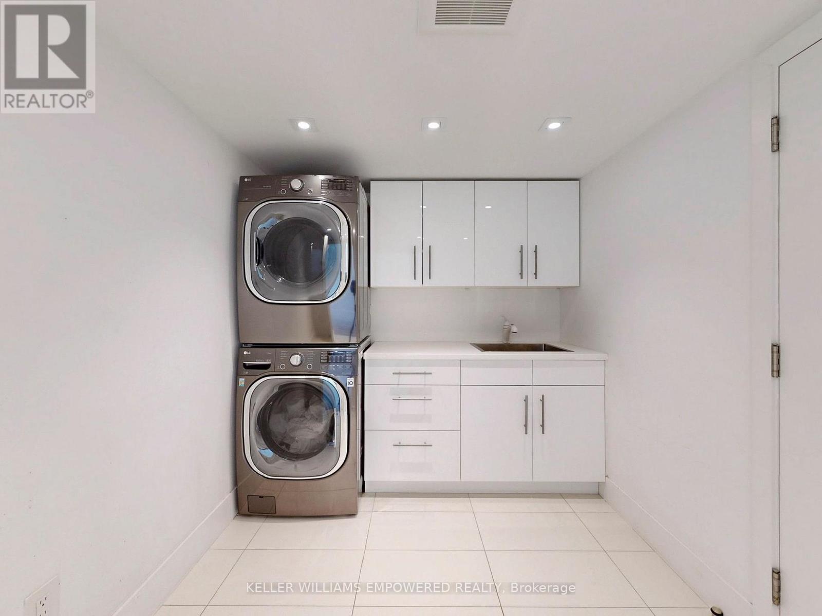 41 Berryman Street, Toronto, Ontario  M5R 1M7 - Photo 38 - C12441494