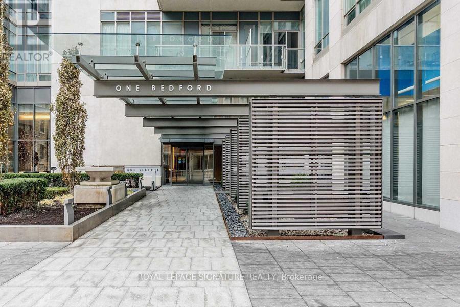 407 - 1 BEDFORD ROAD, Toronto, Ontario