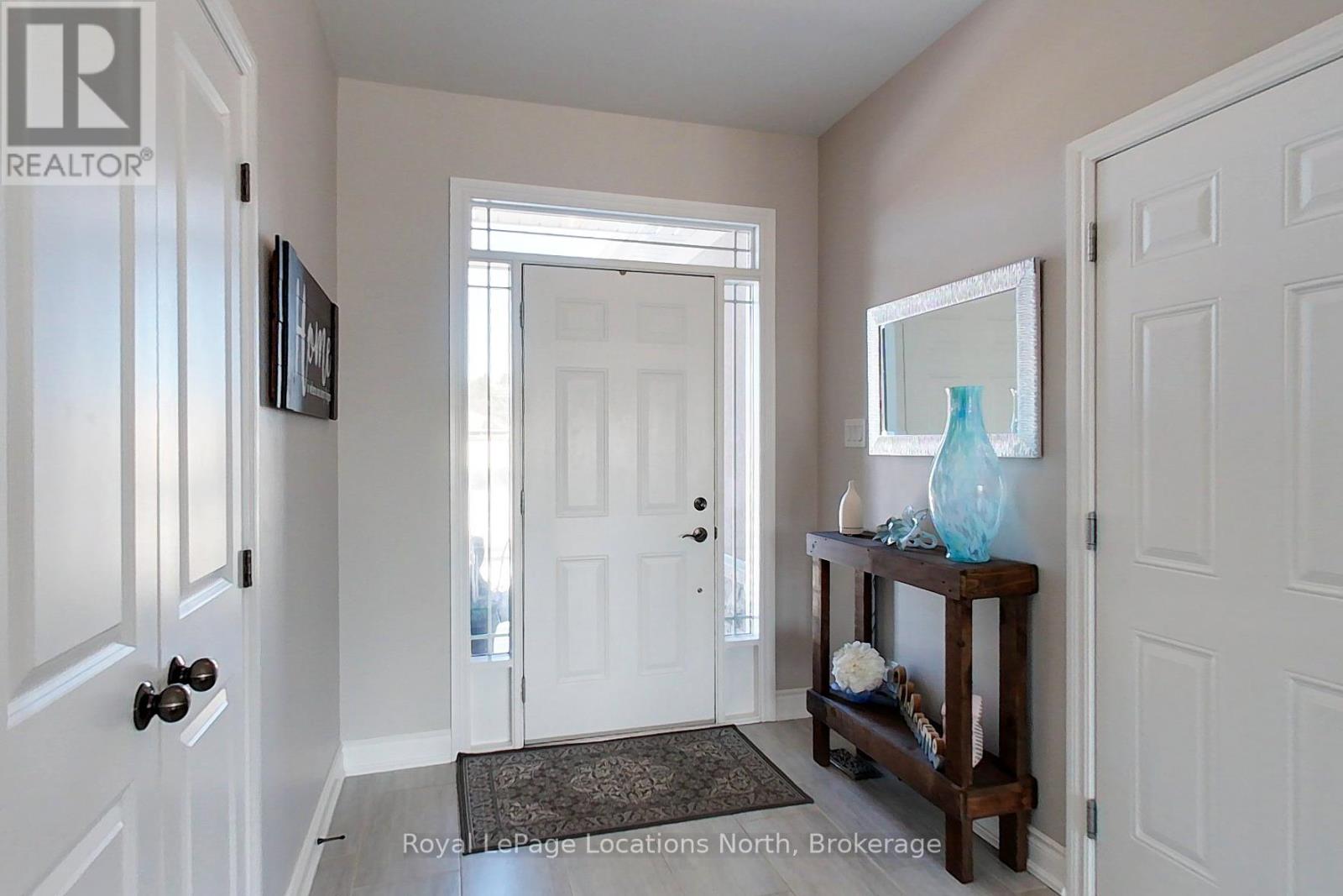 15 Patchell Court, Springwater, Ontario  L0M 1P0 - Photo 2 - S12441478