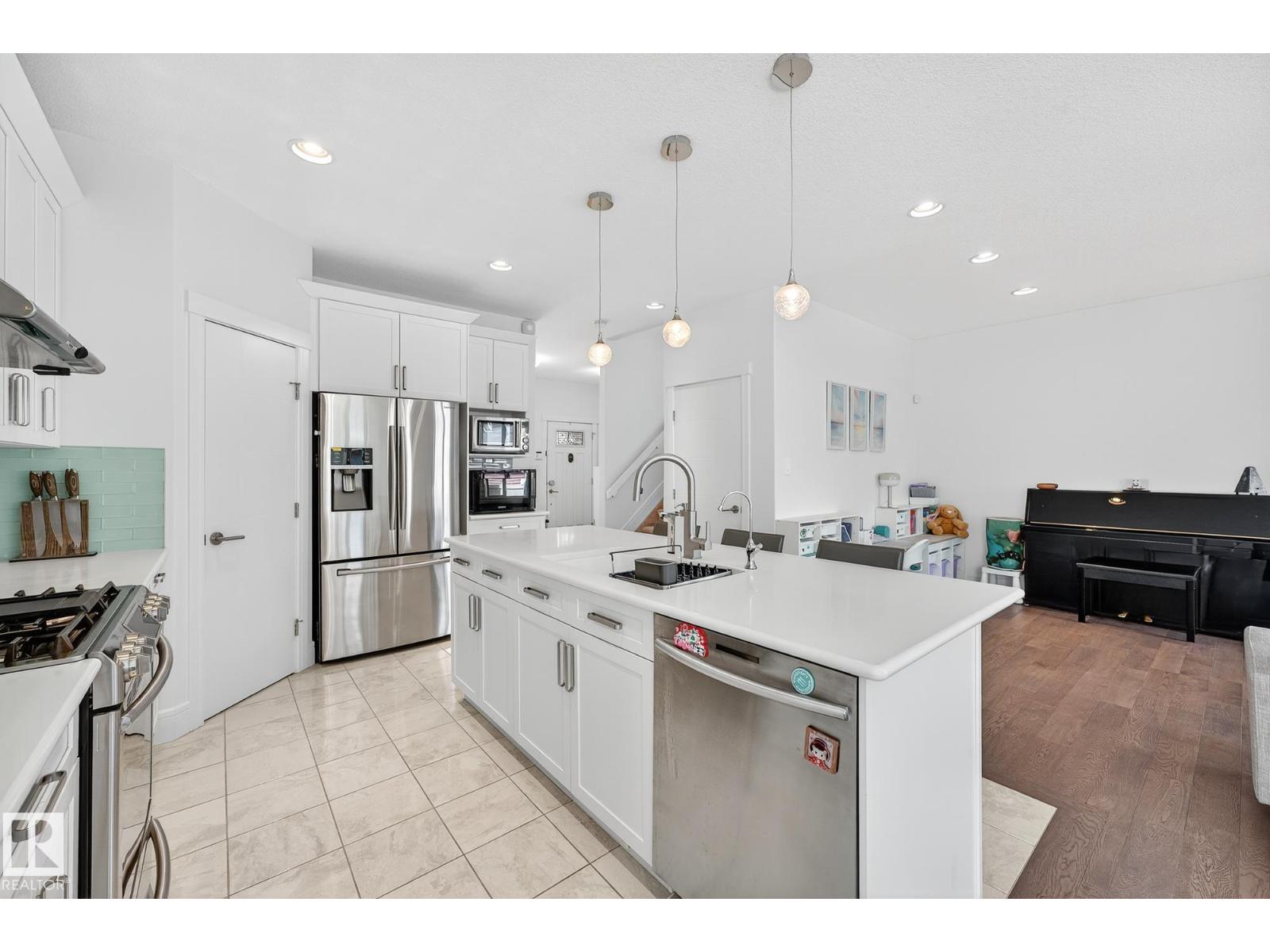 5203 Admiral Walter Hose St Nw, Edmonton, Alberta  T5E 6T5 - Photo 22 - E4460531